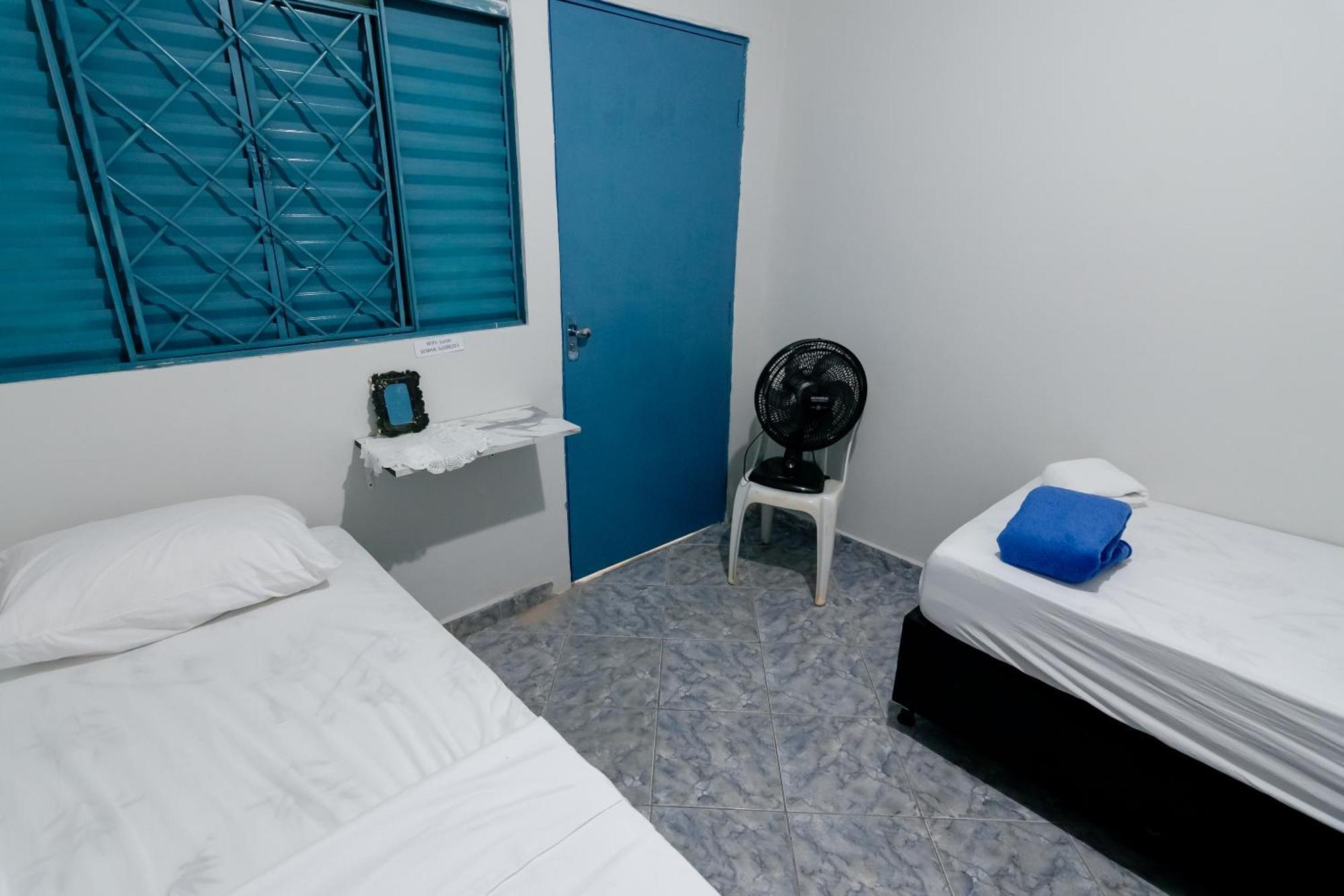 Pousada Roosevelt Quarto 04 - Pousada Central Prox Rodoviaria E Dist Industrial Hotel Uberlândia Екстериор снимка